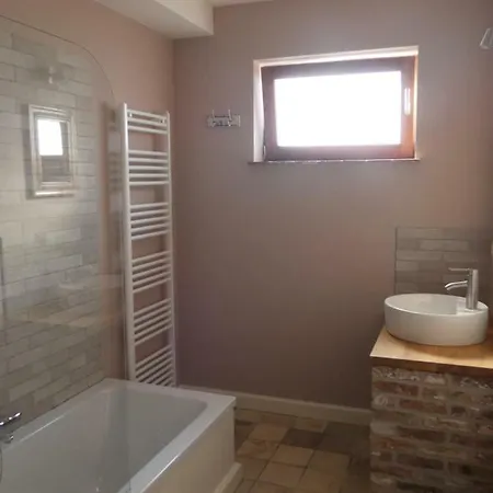 Vakantiehoeve 't Goed Ter Leeuwen Tatil Evi *