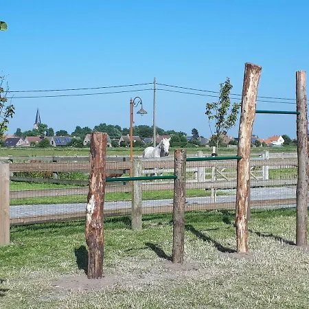 Vakantiehoeve 't Goed Ter Leeuwen Holiday home De Haan