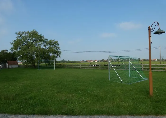 Holiday home Vakantiehoeve 't Goed Ter Leeuwen